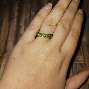 Vintage Green Rhinestone Stretchy Ring